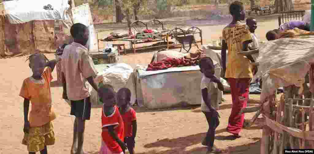 A camp for internally displaced persons (IDPs) from Abyei in Akong village in South Sudan. The IDPs want to return to Abyei to take part in the October referendum about the disputed area.