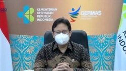 Menkes Budi Gunadi Sadikin mengungkapkan masyarakat agar jangan panik dan tetap terapkan prokes meskipun kasus Corona akan naik secara signifikan. (VOA)