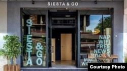 Siesta & Go promises a quiet, restful napping spot for Spaniards in the heart of Madrid's bustling business district. (Siesta & Go) 