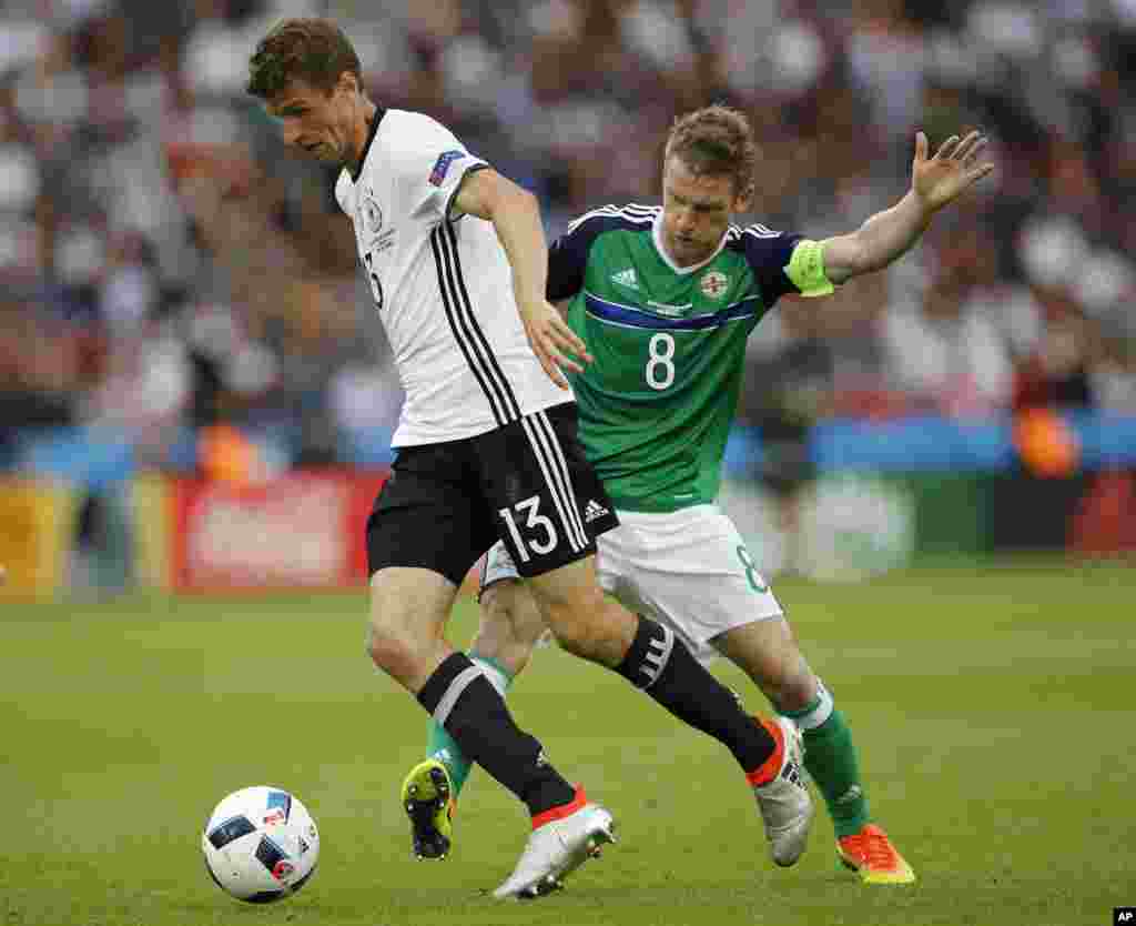 Euro 2016: Irlande du Nord - Allemagne