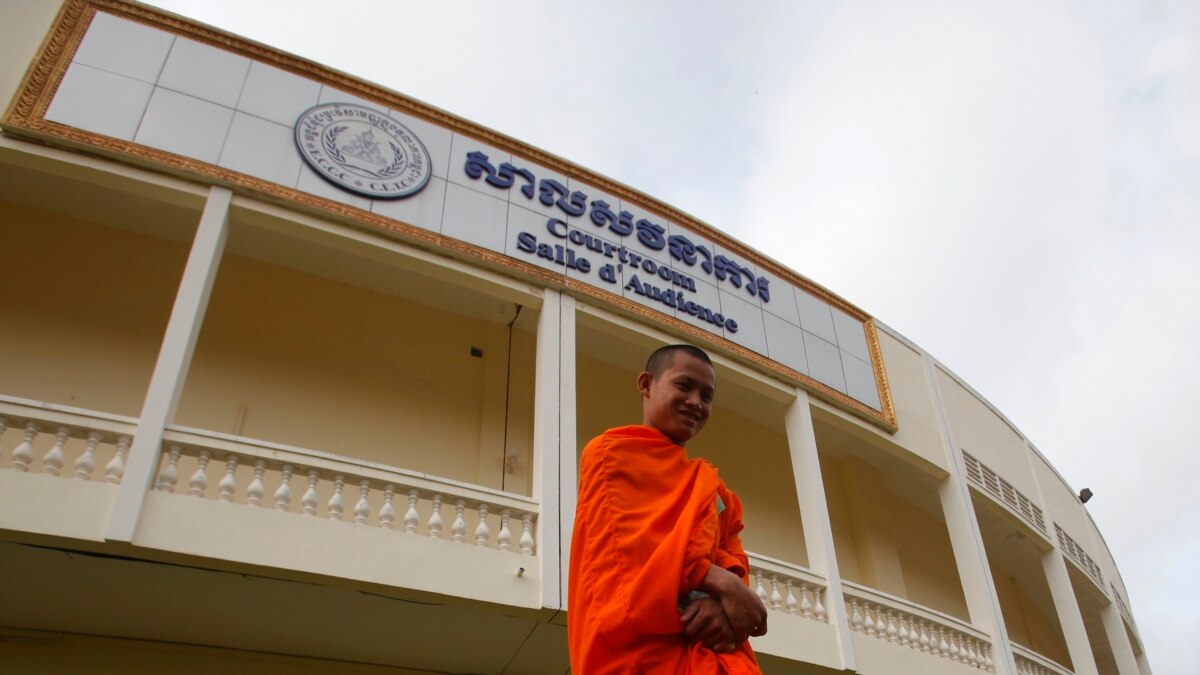 Lawyer Resigns over Lack of Support for Victim Participation in Khmer Rouge Tribunal - Vimarsana News
