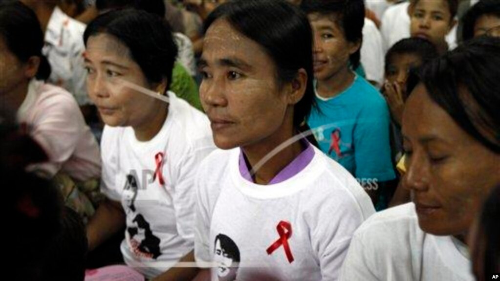 ၂၀၁၂ ျမန္မာႏိုင္ငံတြင္း AIDS တိုက္ဖ်က္ေရးလႈပ္ရွားမႈ