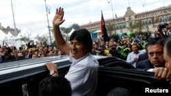 El expresidente de Bolivia, Evo Morales, que recibió asilo en México, recibe la distinción de 'Invitado distinguido' por el ayuntamiento de la Ciudad de México, capital de la nación.
