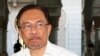 Anwar Ibrahim Bantah Terkait dengan Hilangnya Pesawat