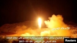 An image taken from a video distributed by Yemen's pro-Houthi Al Masirah television station on Nov. 5, 2017, shows what it claims was the launch by Houthi forces of a ballistic missile aimed at Riyadh's King Khaled Airport on Saturday.