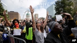 La mort de Michael Brown a suscité des manifestations à travers les Etats-Unis (AP)