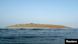 巴基斯坦星期二大地震還導致海床上升，形成一個小島