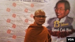 Tokoh agama Budha Dhammasubho Mahathera (Foto: VOA/Ahmad Bhagaskoro)