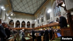 Miembros del parlamento de Canadá en la Cámara de los Comunes. Ottawa. Octubre 23, de 2014.