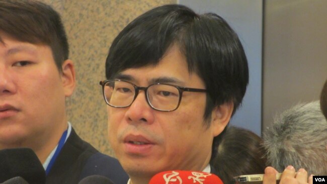 台湾高雄市长补选，民进党候选人陈其迈高票当选
图为陈其迈2016年接受记者采访资料照。