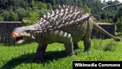 Reconstruction of an ankylosaurus in JuraPark, Poland. (Wikipedia)