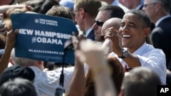 President Barack Obama shakes hands at a campaign event at Strawbery Banke Museum in Portsmouth, New Hampshire, September 7, 2012. 