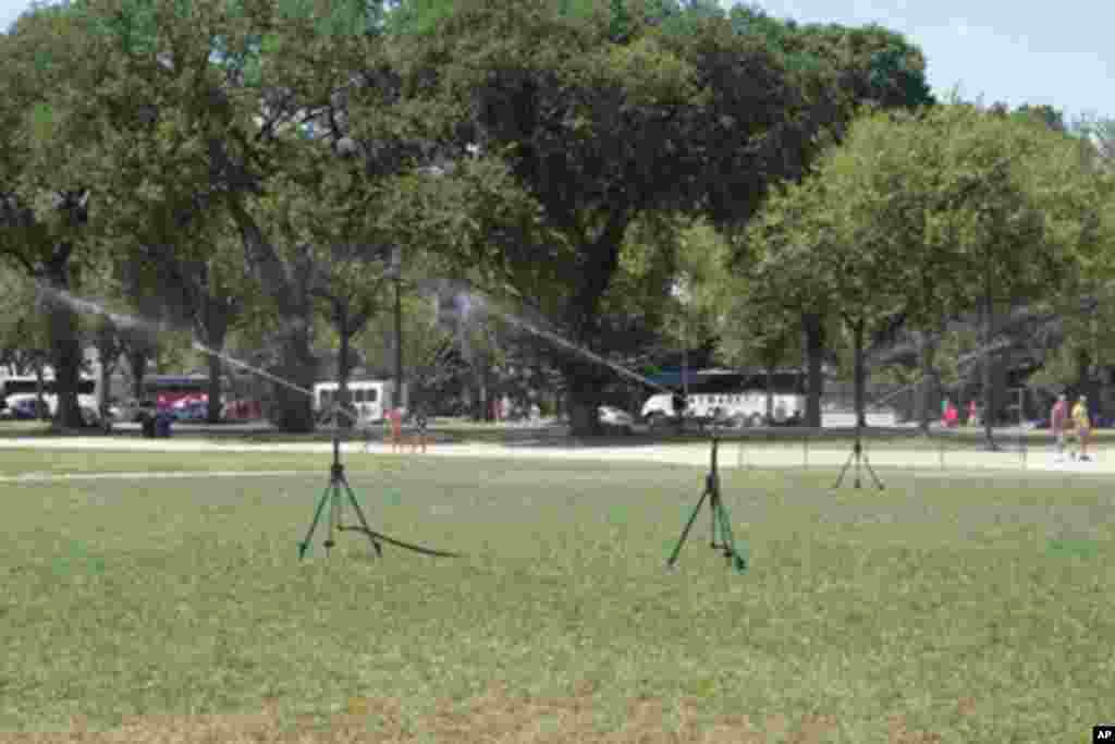 自动洒水器保持植被不会枯竭