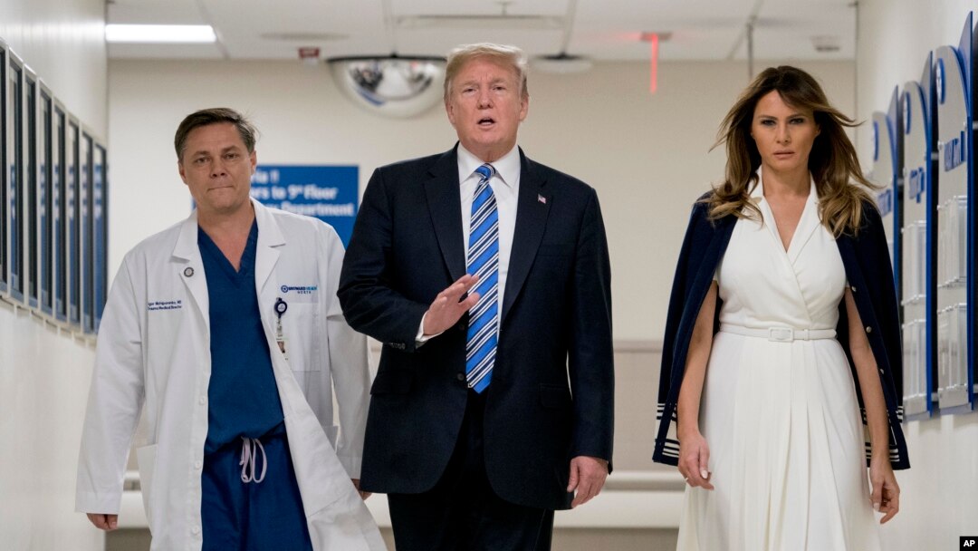 Predsednik Donald Tramp i prva dama Melanija u bolnici na Floridi