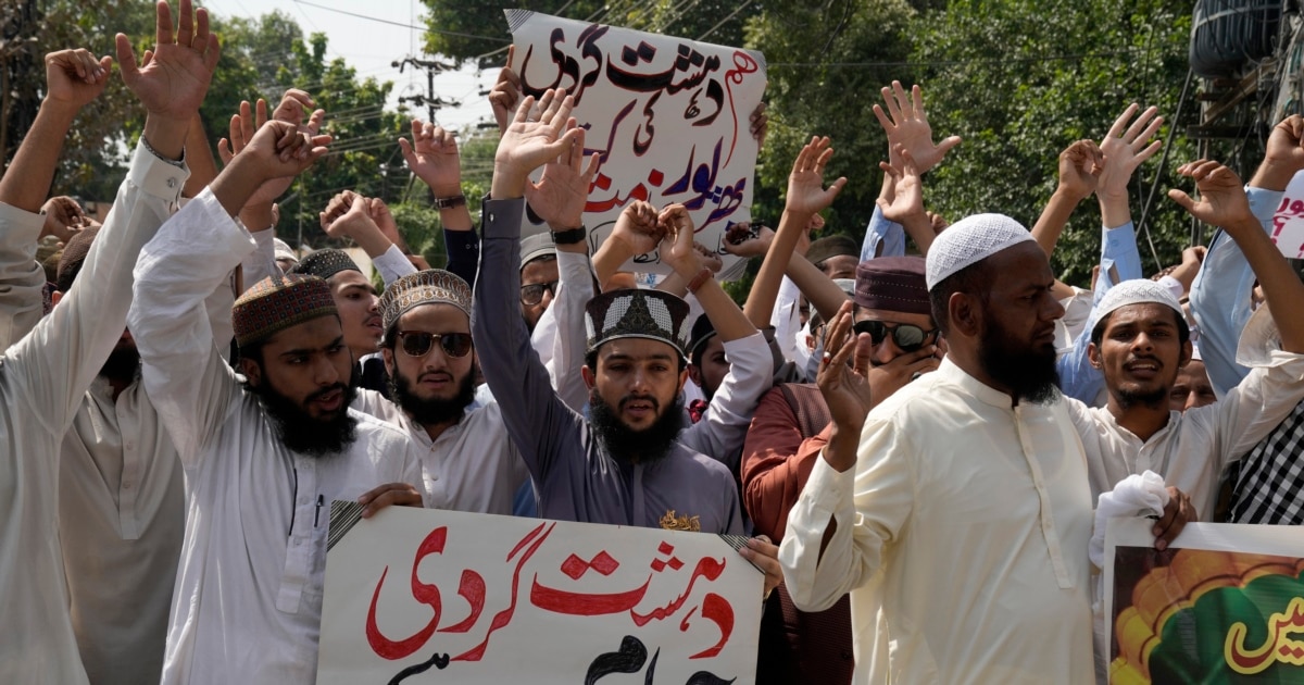 پاکستان میں بڑھتی دہشت گردی؛ کیا یہ غیر قانونی مہاجرین کی ملک بدری کا ...