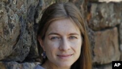 战地记者安娜.巴德肯