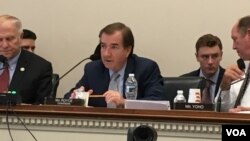 Ed Royce (tengah), ketua komite luar negeri Kongres AS (foto: dok). 