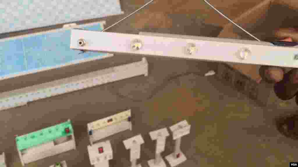 Kayan wuta masu aiki da batir da wani matashi ya kirkira