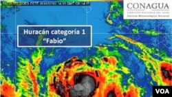 El Servicio Meteorológico Nacional de México avisó el lunes que Fabio se había convertido en un huracán de categoría 1.