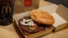 Mekdonads sendvič Quarter Pounder (Foto: REUTERS/Brendan McDermid)