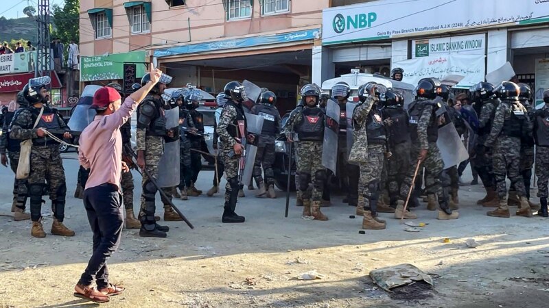 Pakistan Umumkan Dana Bantuan dan Kirim Pasukan untuk Redam Protes di Kashmir