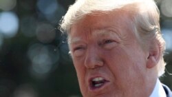 VOA: Trump posterga redadas masivas de deportación