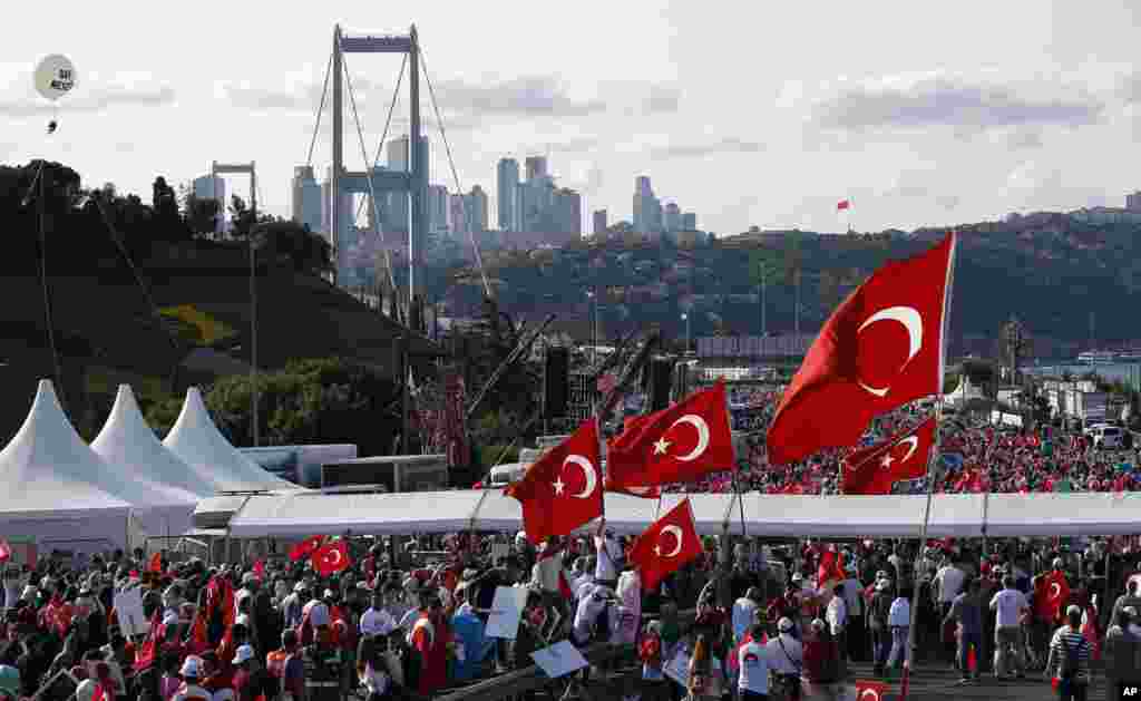 15 Temmuz Demokrasi ve Milli Birlik Günü Yürüyüşü