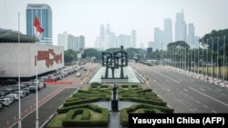 Kompleks DPR/MPR RI di kawasan Senayan, Jakarta, menjelang pelantikan anggota DPR/MPR untuk periode 2024-2029, 26 September 2024. (Foto: Yasuyoshi Chiba/AFP)