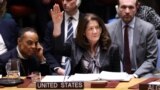 Временный поверенный в делах США в ООН Дороти Ши голосует на заседании Совета Безопасности ООН по резолюции США по Украине 