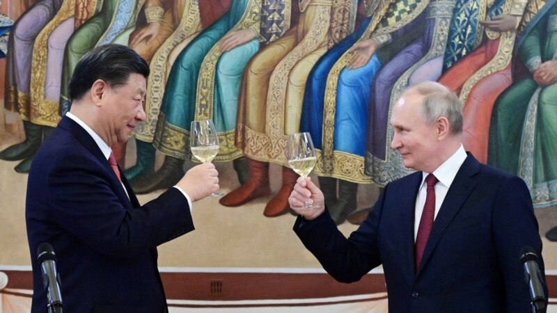 Putin Sebut Ia akan Segera Temui Presiden China Xi