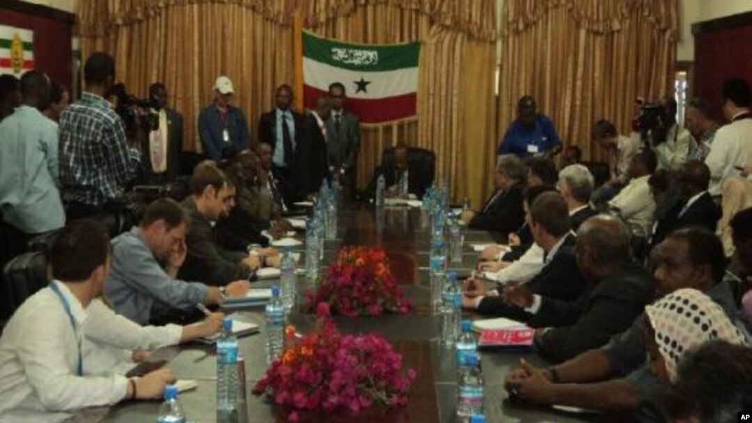 Somaliland iyo Hay'adaha Deeqda Bixiya oo Kulmay