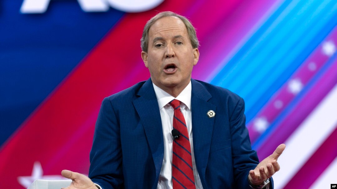 ARCHIVO – El procurador general de Texas, Ken Paxton, habla en la Conferencia de Acción Política Conservadora, CPAC 2024, en el National Harbor en Oxon Hill, Maryland, el viernes 23 de febrero de 2024. 