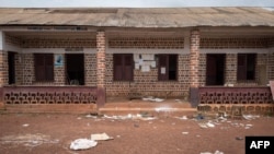 L'entrée de l'hôpital à Gambo, Centrafrique, le 16 août 2017.