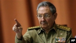 Chủ tịch Cuba Raul Castro.