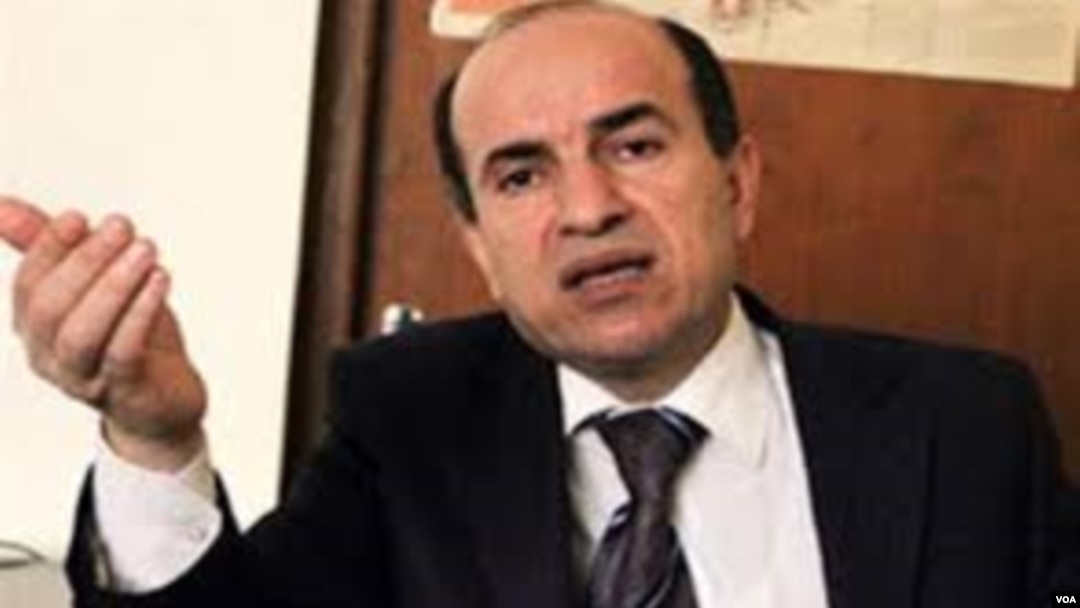 دکتۆر له‌تیف موسته‌فا