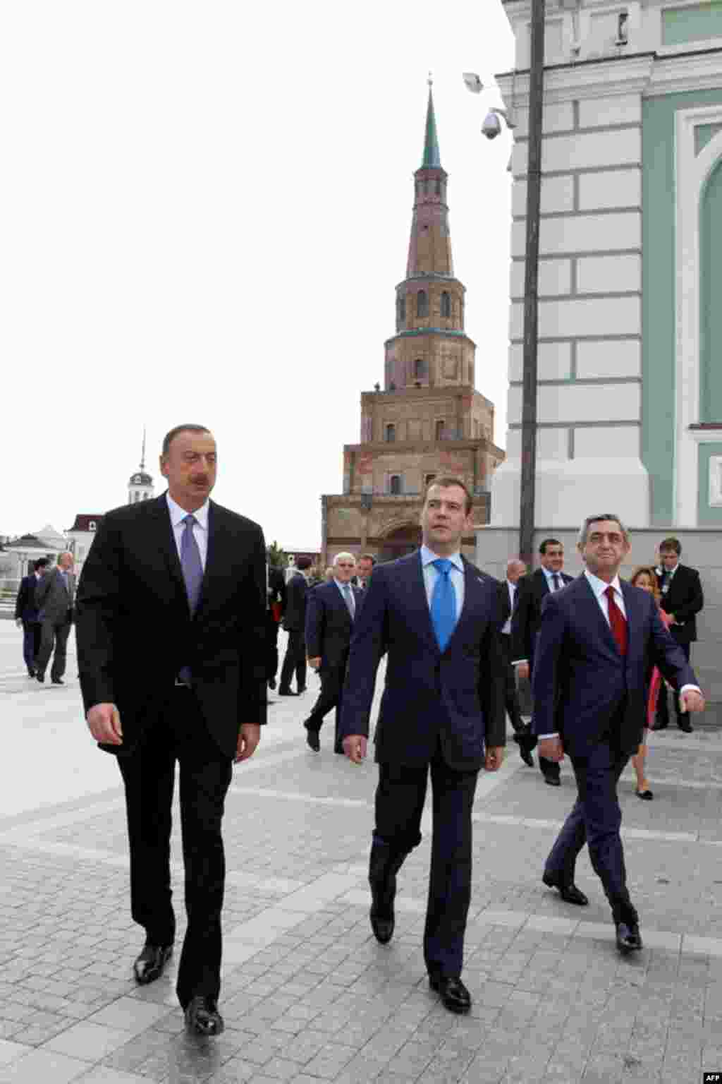 Nəticəsiz qalan Kazan görüşündən foto-xatirələr