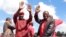 UMnu. Nelson Chamisa loMnu. Douglas Mwonzora. (Photo: VOA)