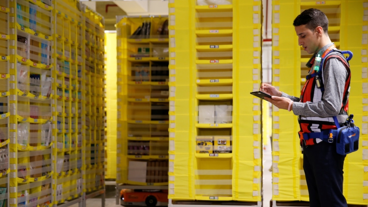 Amazon Gradually Reopens French Warehouses After Labor Dispute
