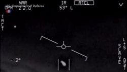 Пентагон опубликовал видео с «неопознанными воздушными явлениями»