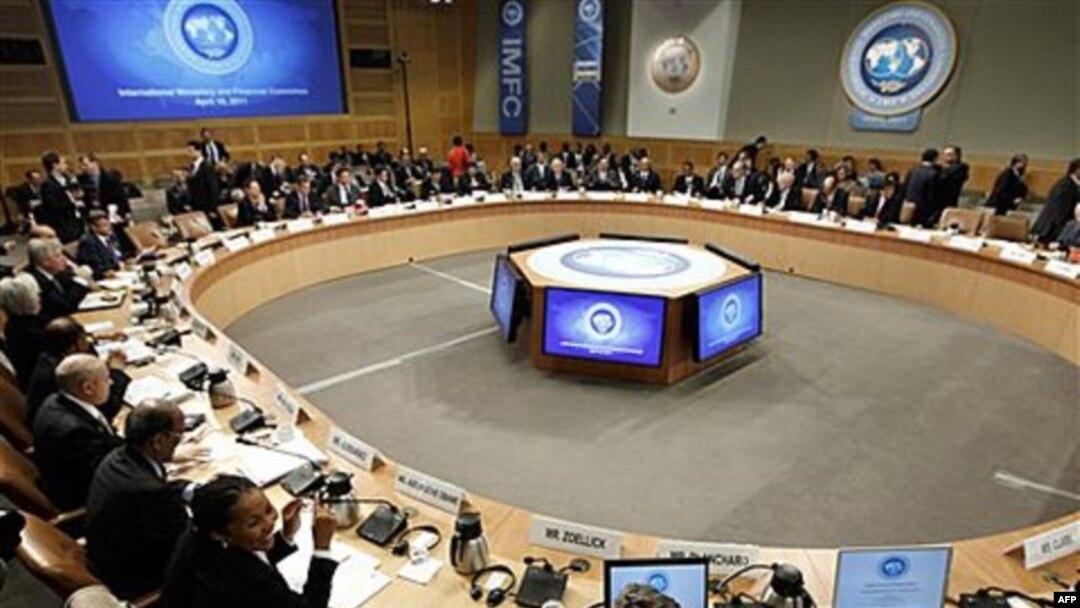 Các đại biểu dự hội nghị IMF, WB trong thủ đô Washington hôm 16/4/11