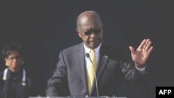 Ông Herman Cain tuyên bố ngưng vận động ứng cử tổng thống sau những lời tố giác sách nhiễu tình dục và ngoại tình