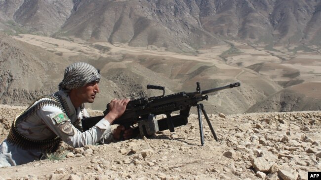 2018年3月31日阿富汗安全部队成员参加巴达赫尚省军事行动。