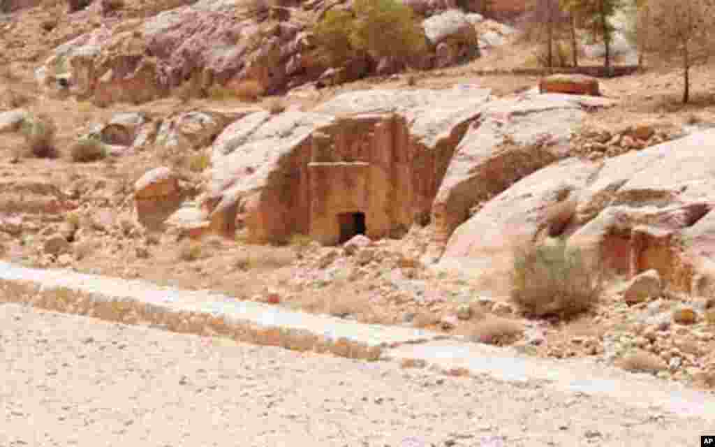 Unforgettable Trip to Petra, Jordan - a World Heritage Site