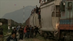Central American Children Fleeing Gangs and Poverty Touch Off Debate