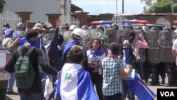 Un muerto y varios heridos fue el saldo de la represión a una manifestación en Managua, Nicaragua, que exigía la libertad de los llamados "presos políticos" el domingo, 23 de septiembre de 2018.