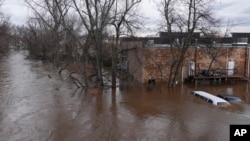 Poplavljena naselja u Nju Džersiju (Foto: AP/Seth Wenig)