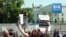 Manifestation devant la Maison Blanche lors de l'anniversaire du président Trump