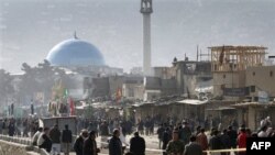 Karzai'den Pakistan'a Sert Çıkış