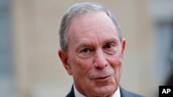 Mantan Walikota New York Michael Bloomberg di Istana Elysee, Paris, 9 Maret 2017. (AP Photo/Christophe Ena).