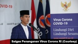 Sekretaris Komisi Fatwa MUI, M Asrorun Ni'am dalam konferensi di Kantor BNPB Indonesia, Jakarta, Sabtu, 4 April 2020. (Foto: Satgas Penanganan Virus Corona RI)